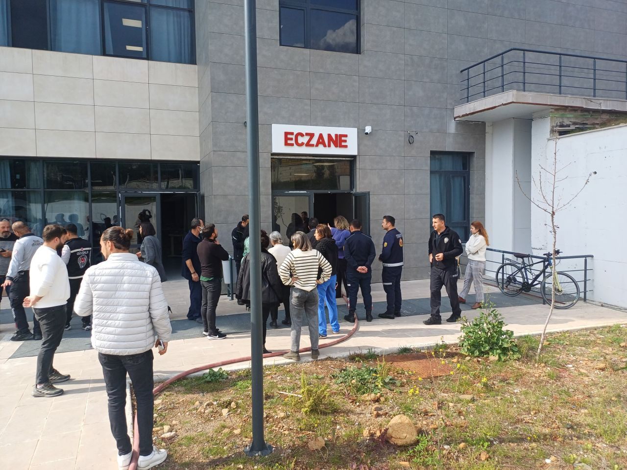 Marmaris Devlet Hastanesi’nde Yangın Paniği! Hastalar Tahliye Edildi - Sayfa 1