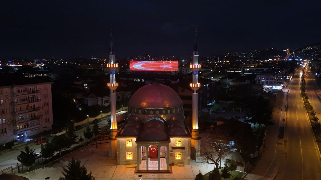 Serdivan Ramazan Ayında Işıl Işıl - Sayfa 1