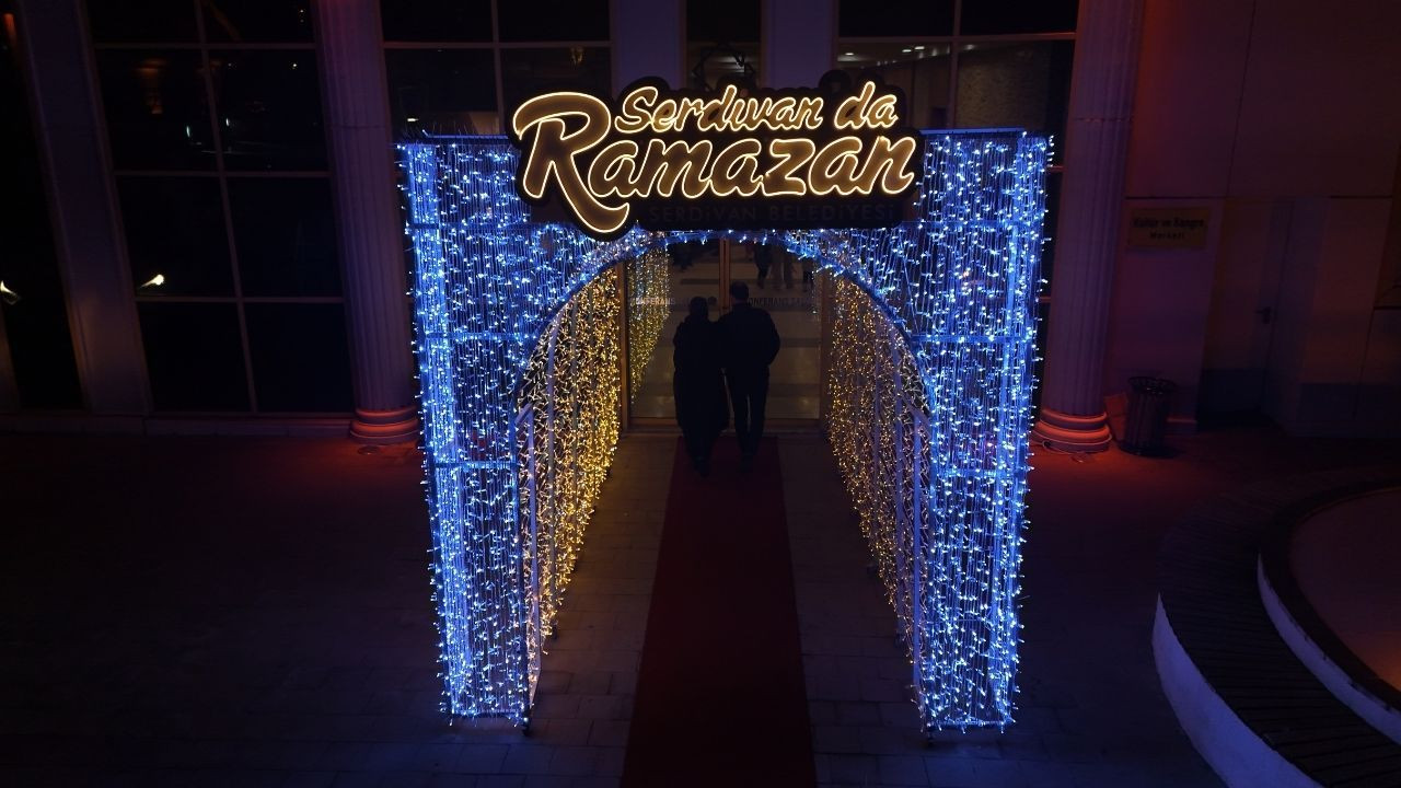 Serdivan Ramazan Ayında Işıl Işıl - Sayfa 4