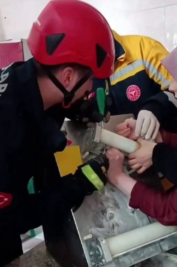 Sakarya İtfaiyesi Hayat Kurtarmaya Devam Ediyor - Sayfa 3