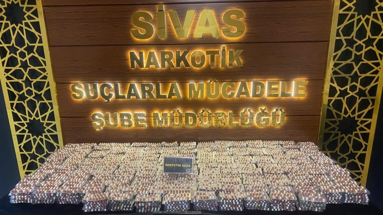 Sivas’ta Uyuşturucu Operasyonu: 21 Bin Sentetik Hap Ele Geçirildi
