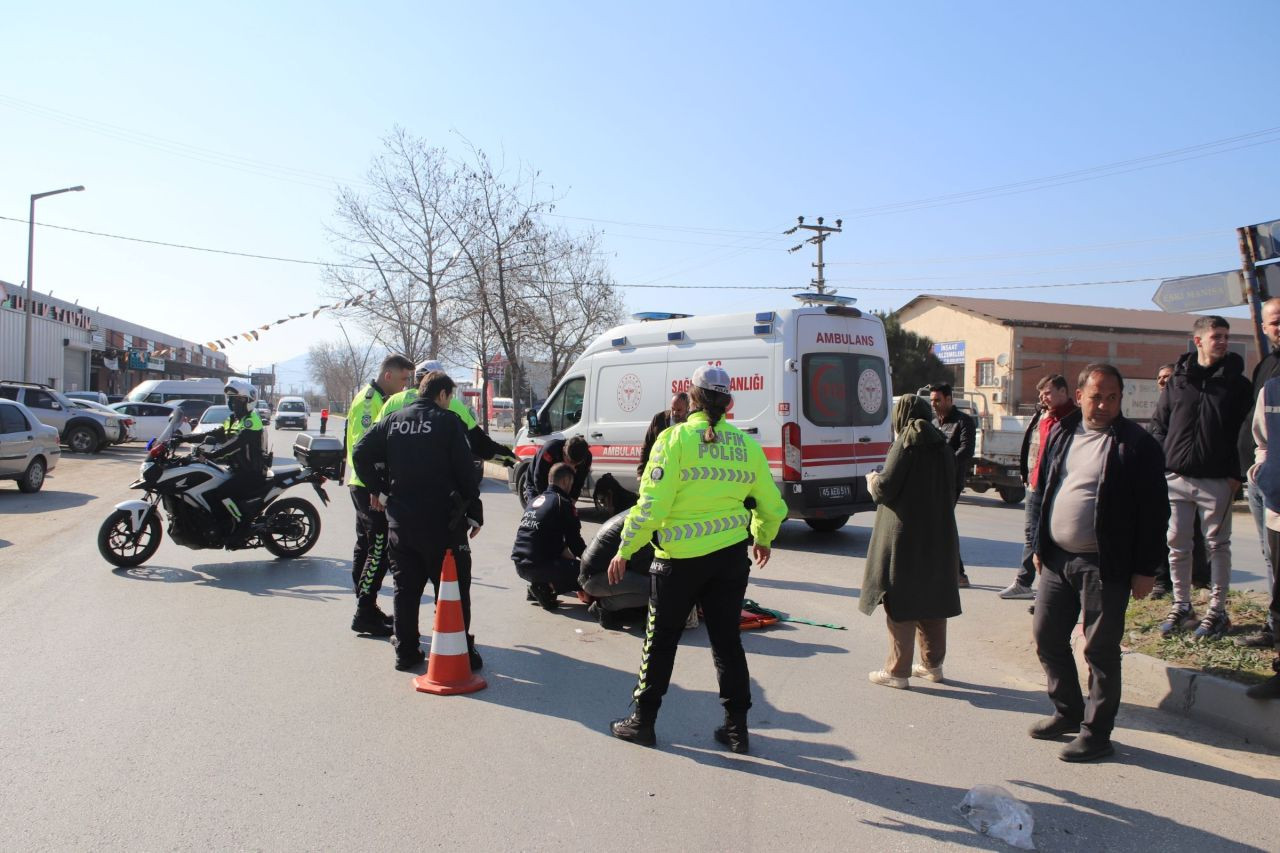 Turgutlu’da Otomobil ile Motosiklet Çarpıştı: 2 Kişi Yaralandı - Sayfa 2