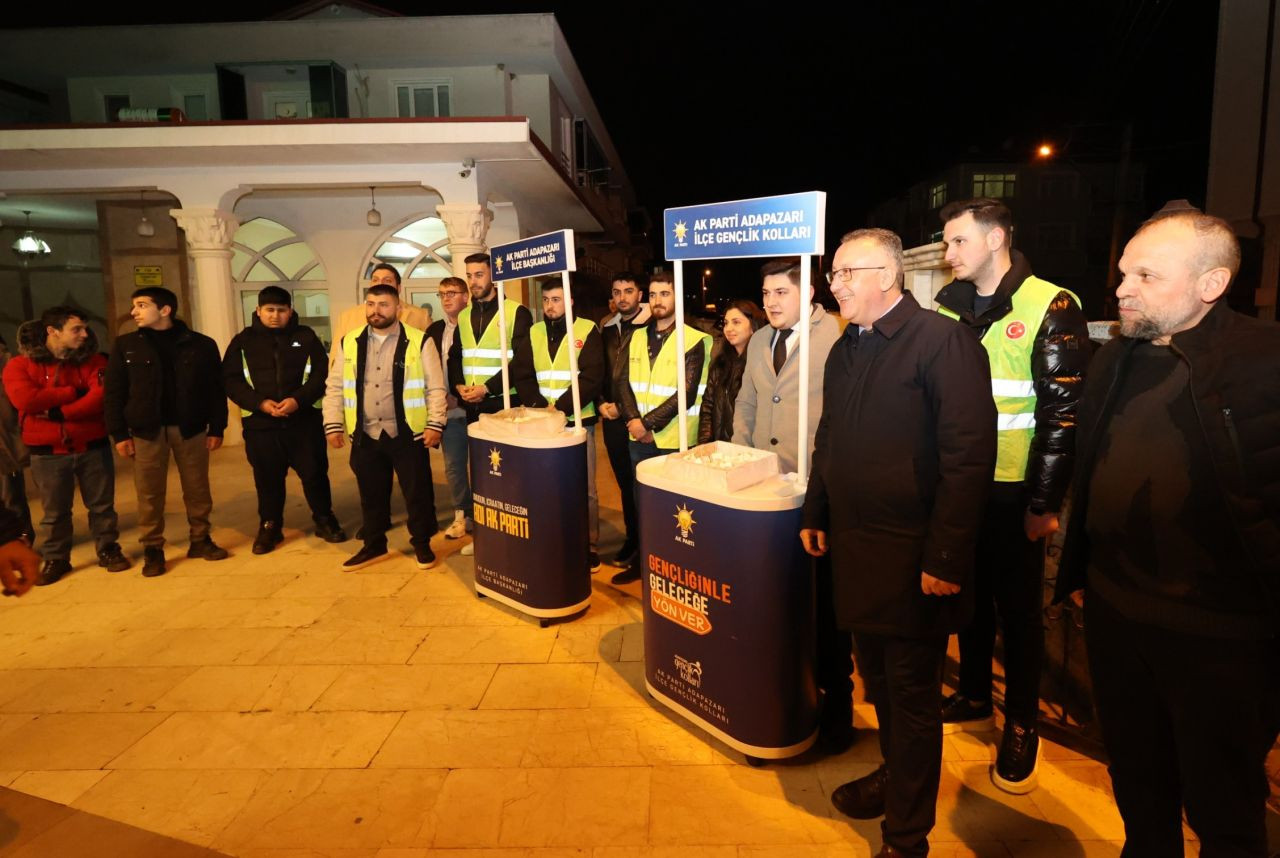 Adapazarı’nda Ramazan Coşkusu: Başkan Işıksu ve Teşkilat Üyeleri Sahada - Sayfa 13