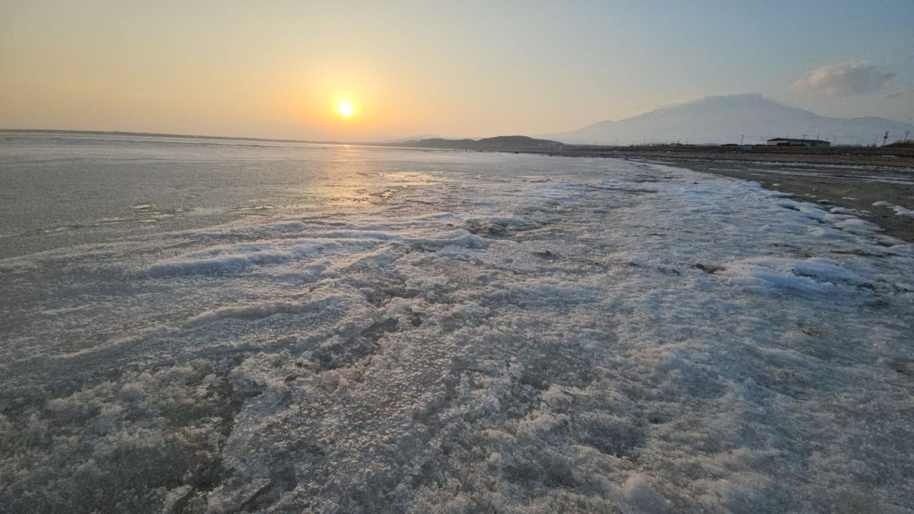 Donan Kuş Cenneti Arin Gölü’nde Gün Batımı - Sayfa 1