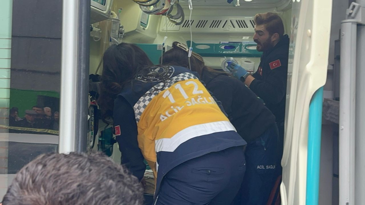 Adıyaman’da Bıçaklı ve Usturalı Kavga: 3 Kişi Yaralandı - Sayfa 3