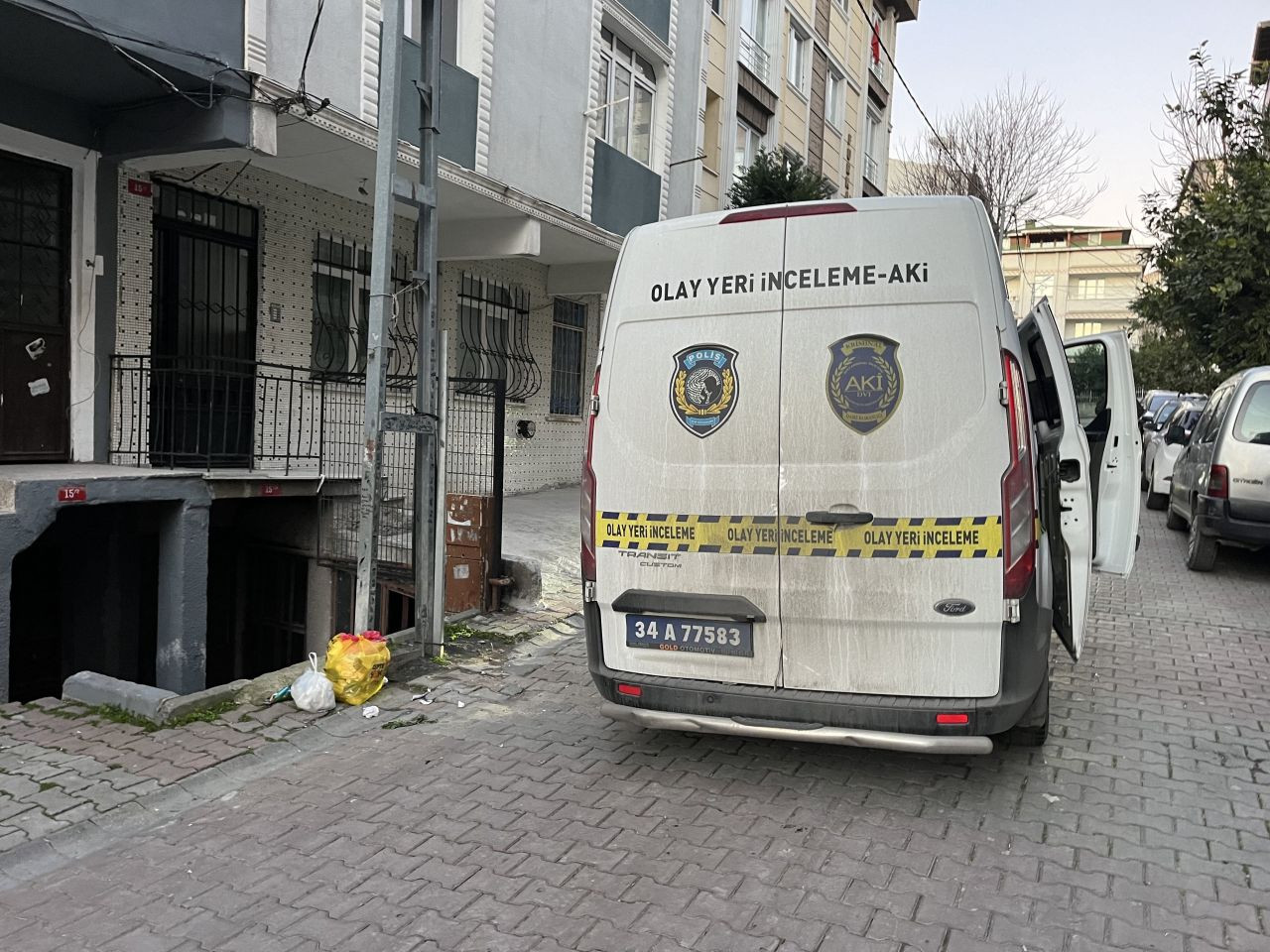 Küçükçekmece’de Akrabalar Arasında Silahlı Çatışma! 1 Yaralı, 3 Gözaltı - Sayfa 4