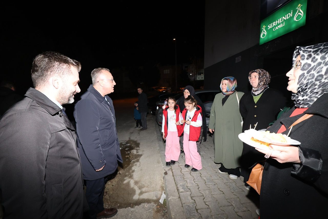 Adapazarı’nda Ramazan Bereketi: Kardeşlik Sofralarda Buluştu - Sayfa 10
