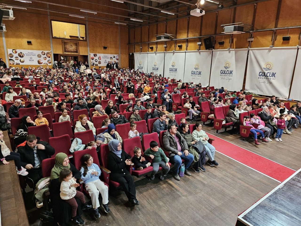 Kocaeli'de Çocuklar Ramazan Şenliğinde Eğleniyor - Sayfa 2