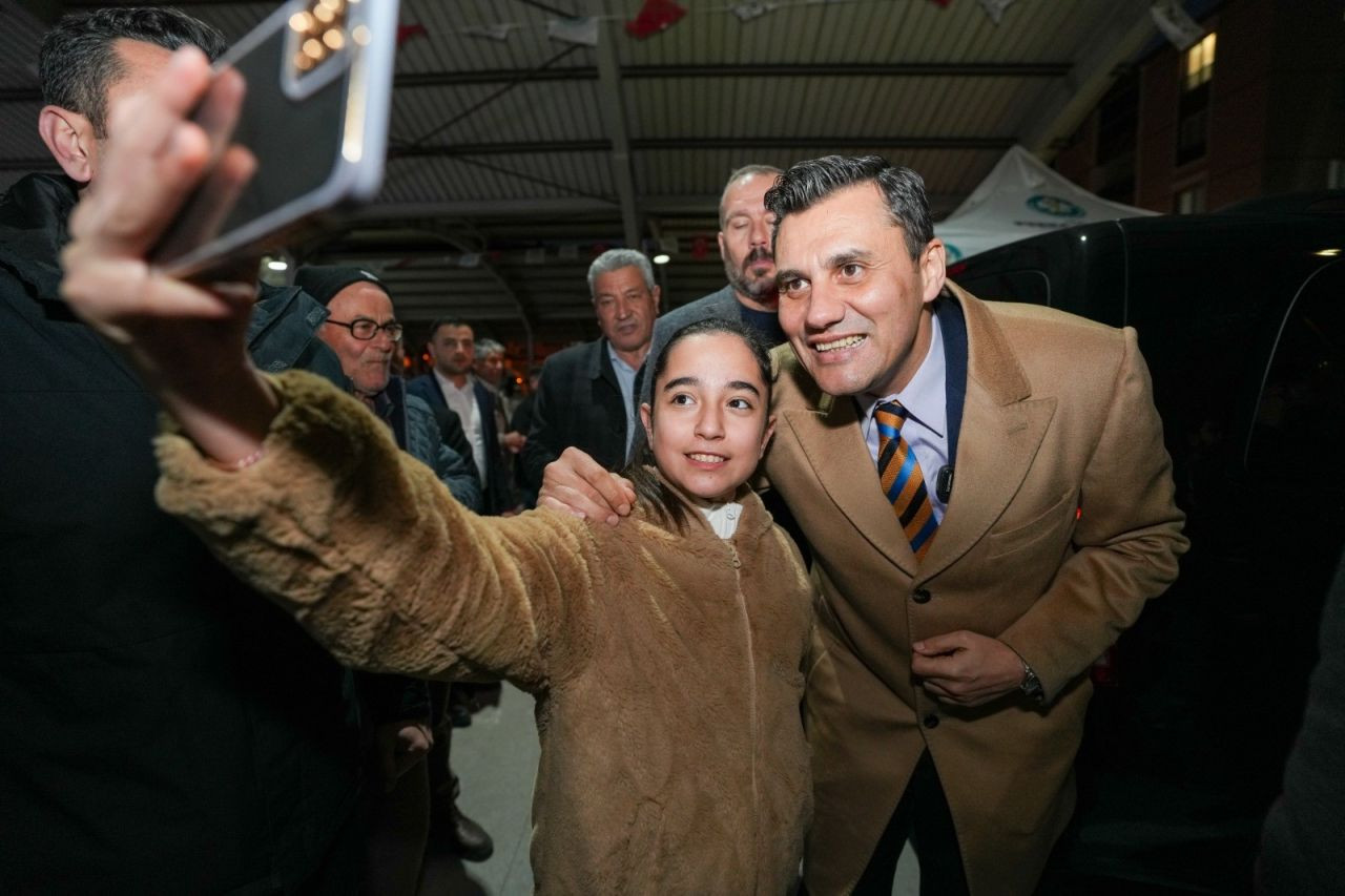 Gölmarmara’da 2 Bin Kişilik İftar Sofrası Kuruldu - Sayfa 1