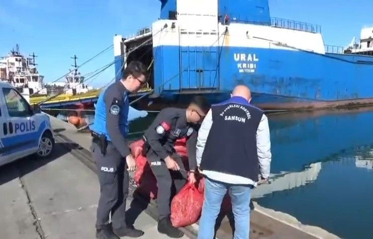 Samsun’da 1 Tonu Aşan Kaçak Midye Ele Geçirildi! - Sayfa 4