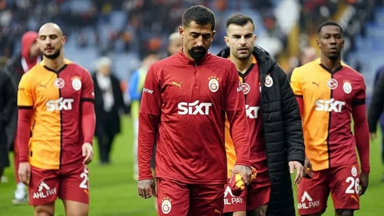 Galatasaray'da İki Ayrılık: Kısa Sürede Gözden Düştü