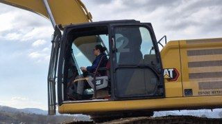 Düzce'de 35 Tonluk İş Makinesine Kadın Eli - Sayfa 5