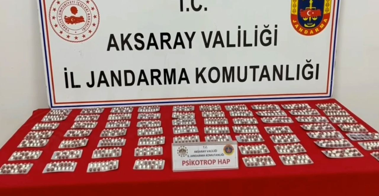 Aksaray’da Uyuşturucu Operasyonu! Bin 643 Hap ve Silah Ele Geçirildi - Sayfa 1