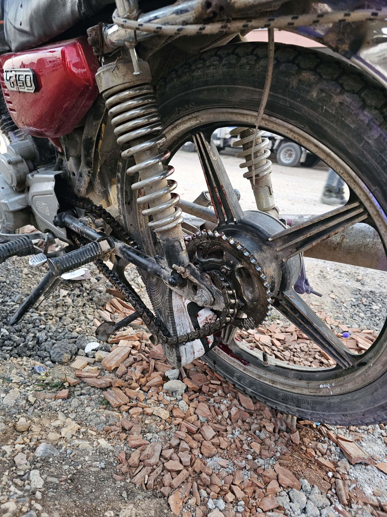 11 Yaşındaki Çocuğun Ayağı Zincire Sıkıştı, Motosiklet Devrildi - Sayfa 2