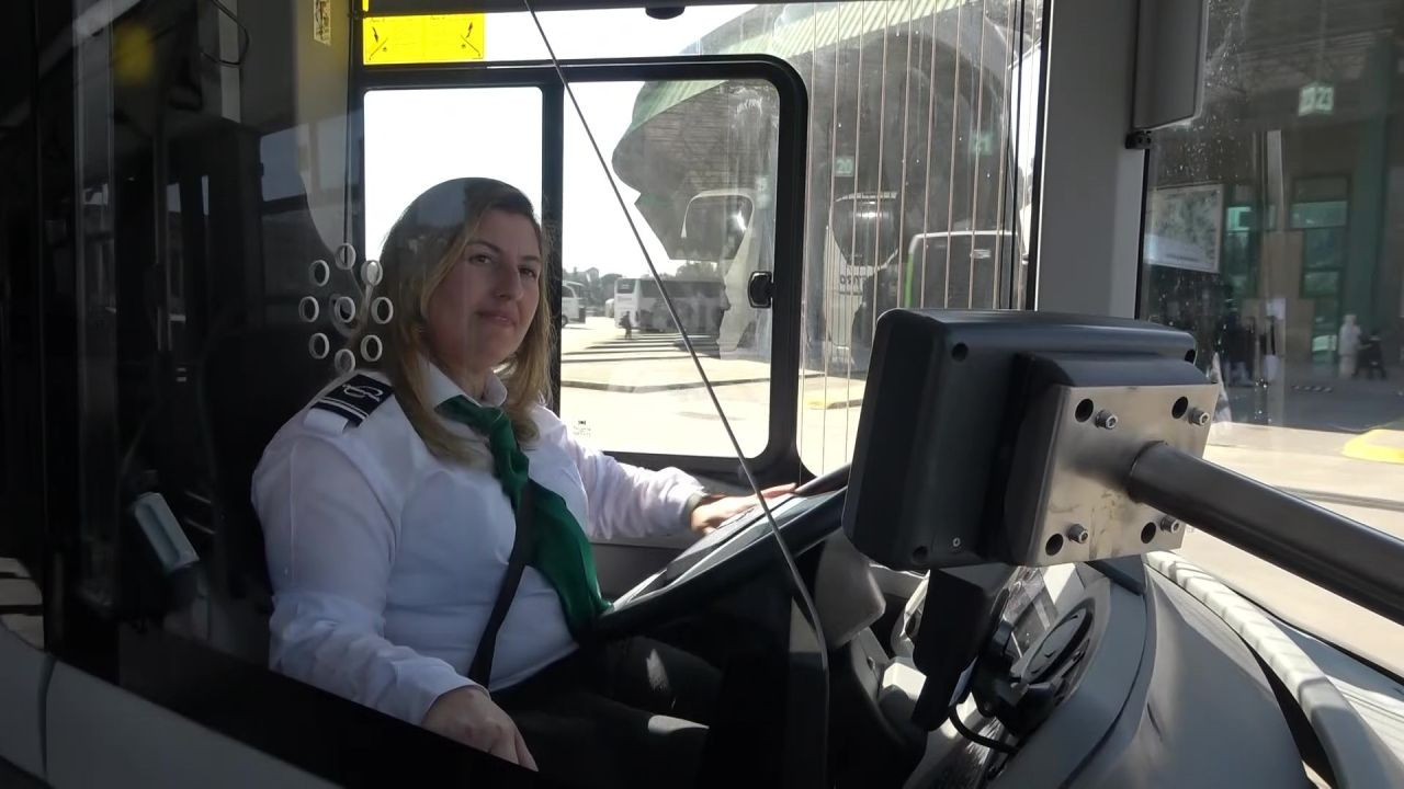 Bu Kadınlar Çok Güçlü - Sayfa 6