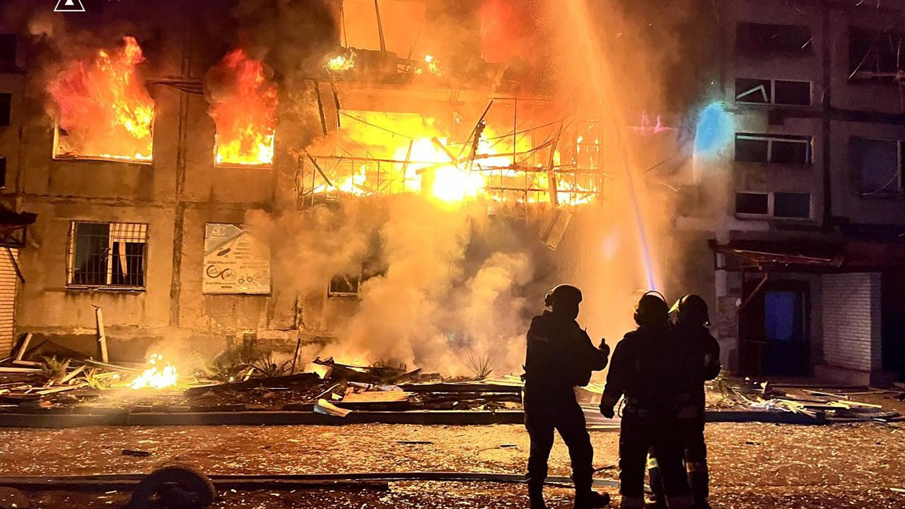Rusya'dan Ukrayna'nın Doğusuna Saldırı: 14 Ölü, 37 Yaralı