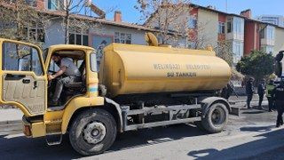 Yanan Kamyoneti O Sırada Yoldan Geçen Su Tankeri Söndürdü - Sayfa 4