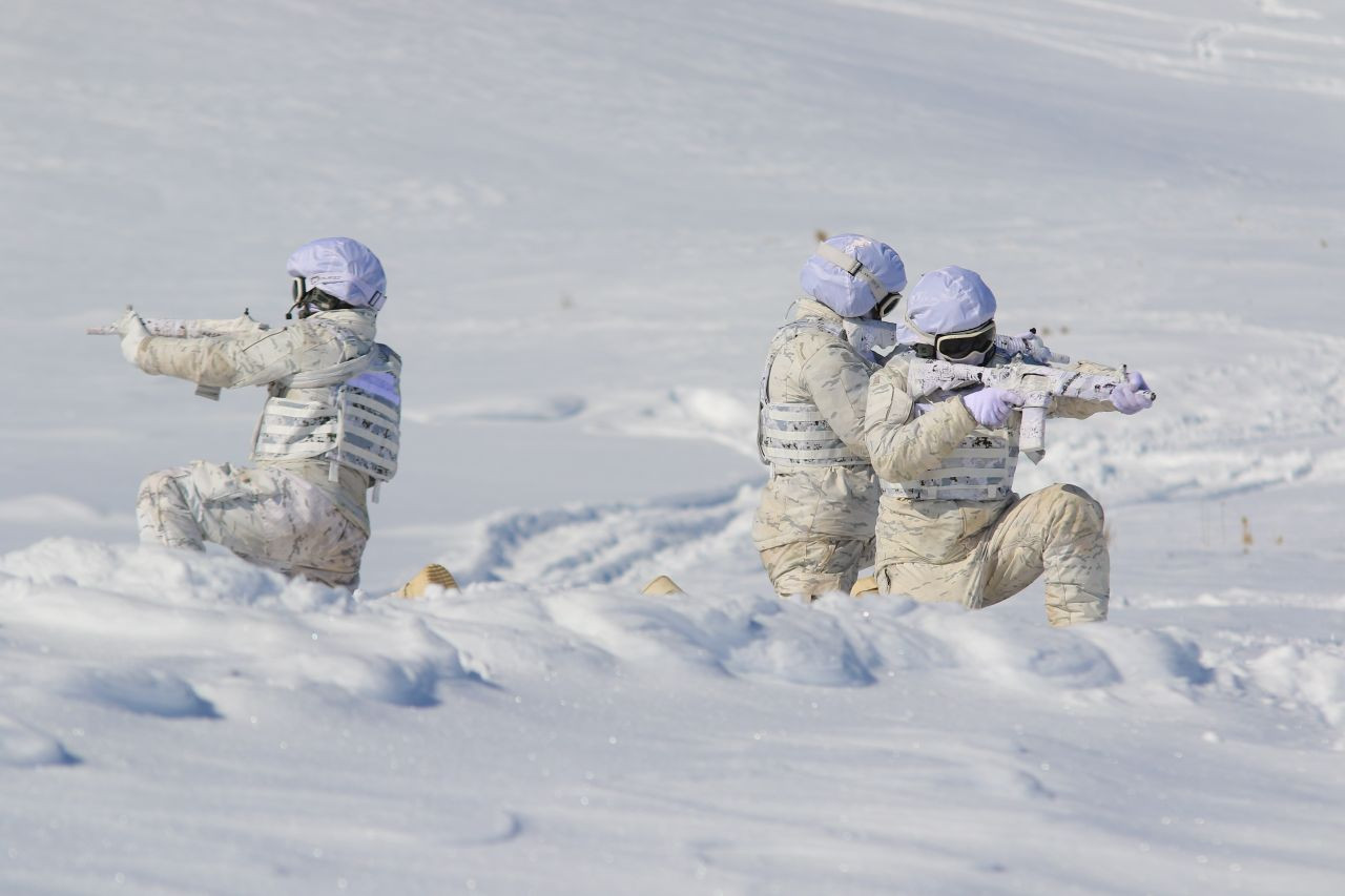 Eksi Derecelerde Hayatta Kalma Ve Savaşma Sanatı: ‘Özel Kuvvetler Kış Eğitimi' - Sayfa 2