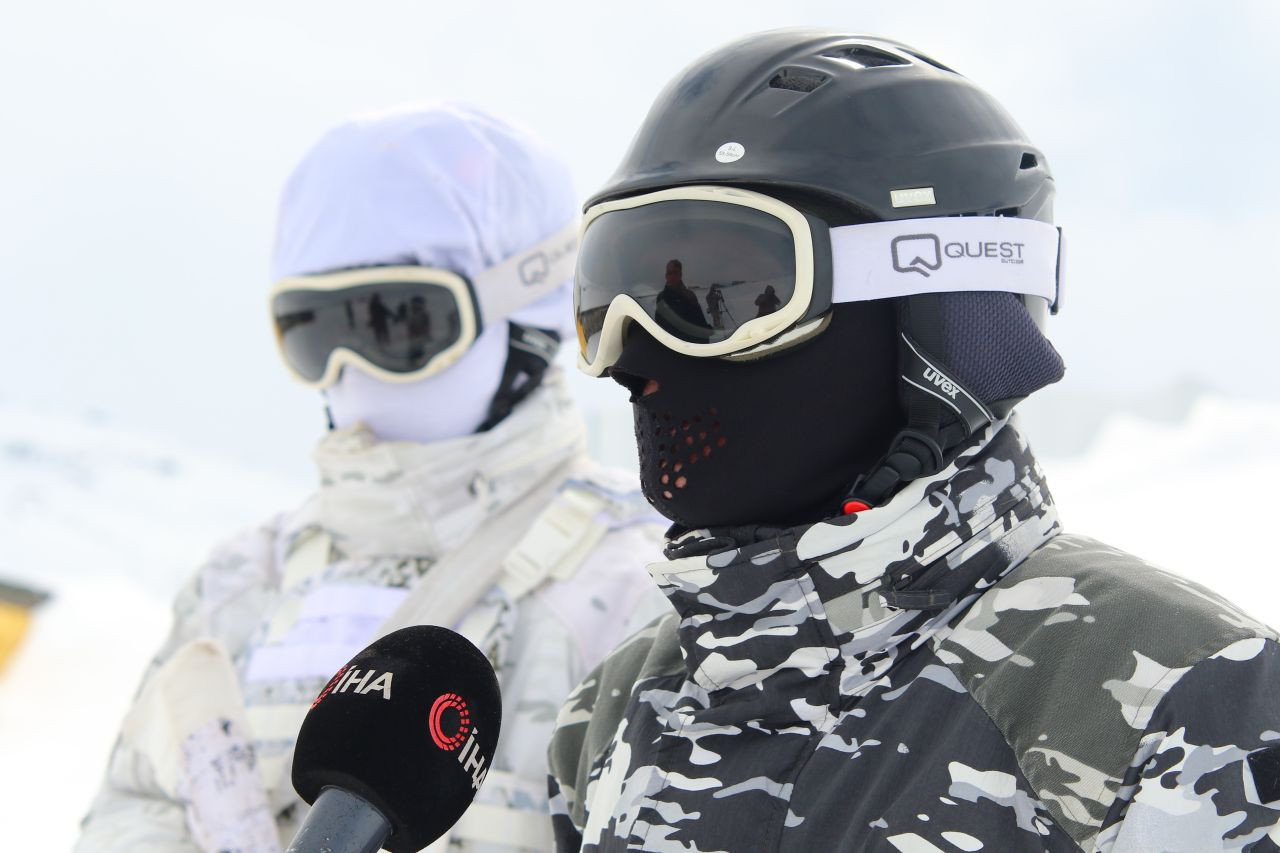 Eksi Derecelerde Hayatta Kalma Ve Savaşma Sanatı: ‘Özel Kuvvetler Kış Eğitimi' - Sayfa 6