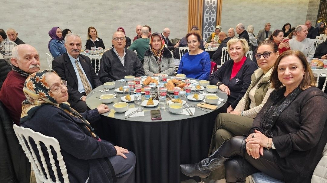 AK Parti Bandırma İlçe Teşkilatı İftarda Bir Araya Geldi - Sayfa 2