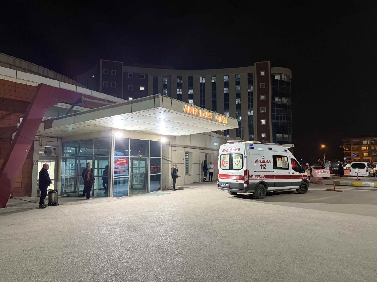 Sivas’ta Ramazan Topu Görevlinin Elinde Patladı! Ağır Yaralandı Sivas’ta Ramazan Topu Görevlinin Elinde Patladı! Ağır Yaralandı