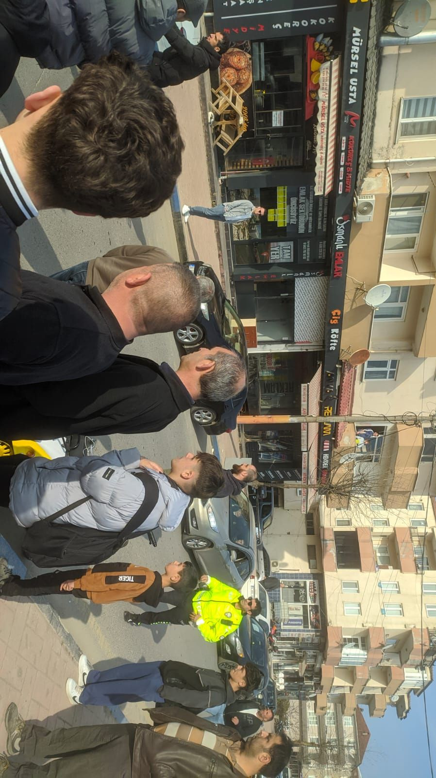 Hendek’te Otomobilin Çarptığı Genç Kadın Yaralandı - Sayfa 2