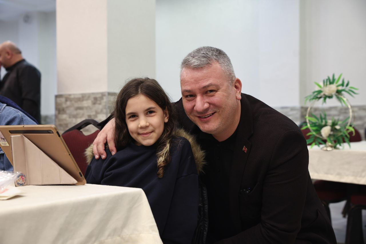 Serdivan’da 8 Mart Coşkusu: Kadınlar Sanat ve Dayanışmayla Buluştu - Sayfa 2