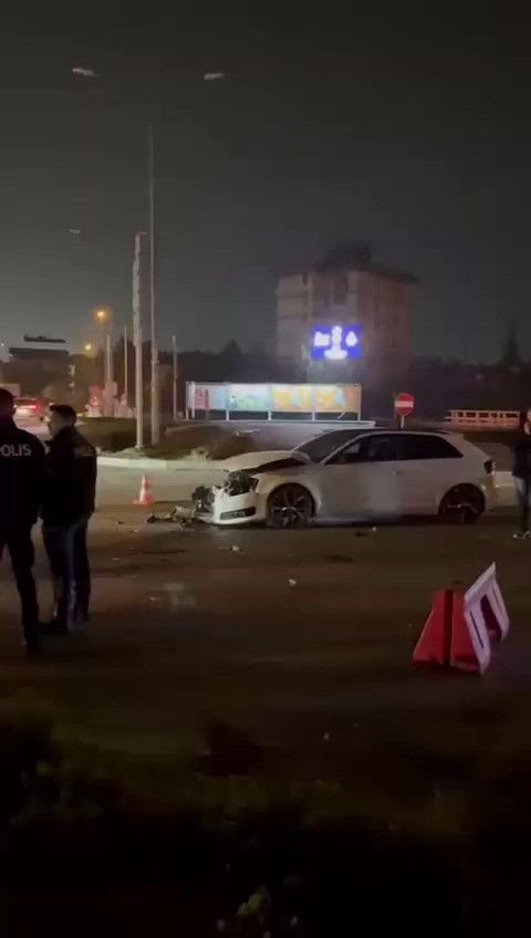 Kocaeli'de Kaza Yapan Araç, Benzin İstasyonuna Daldı - Sayfa 3