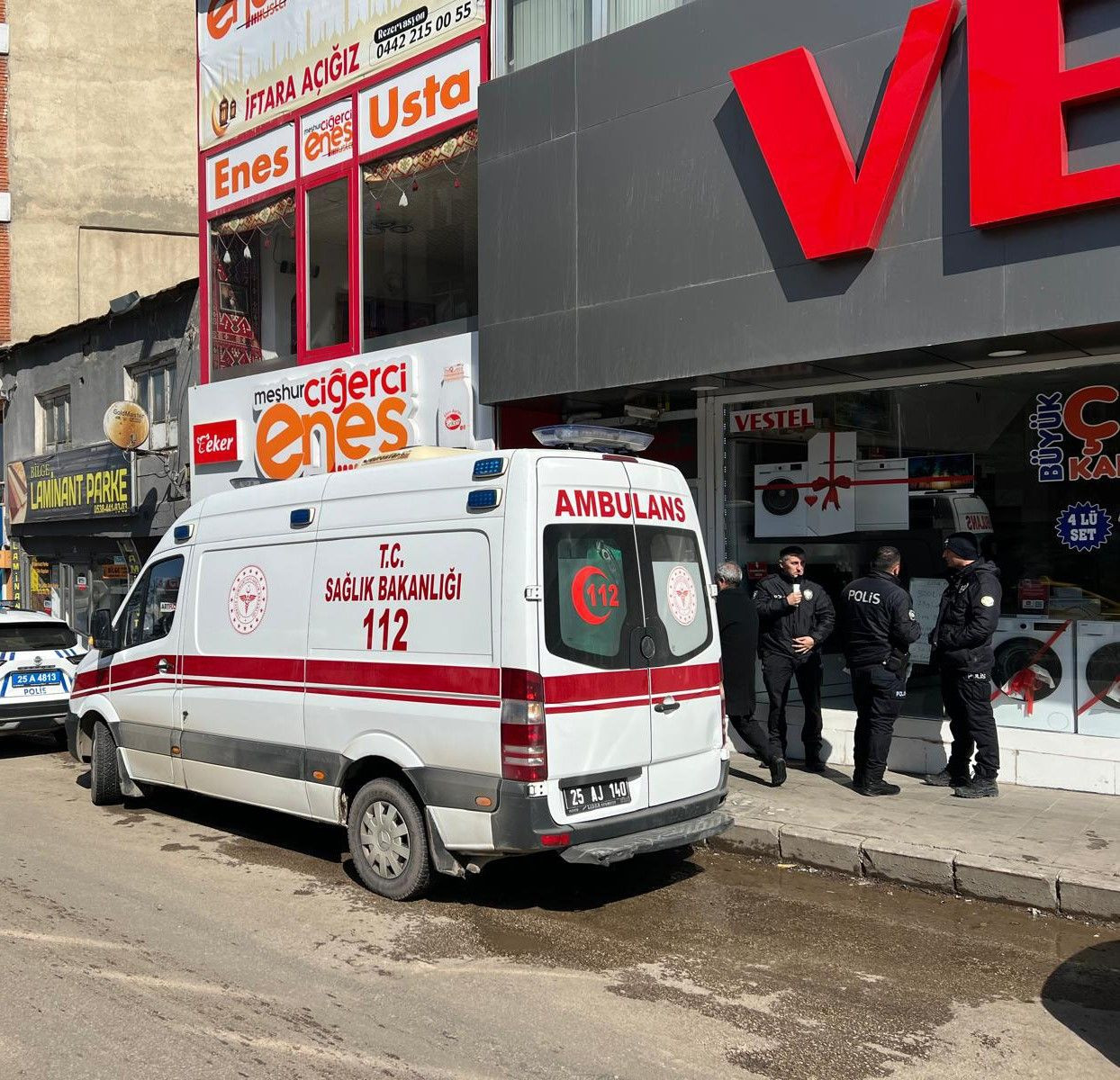 Erzurum’da 70 Yaşındaki Eczacı Evinde Ölü Bulundu - Sayfa 1