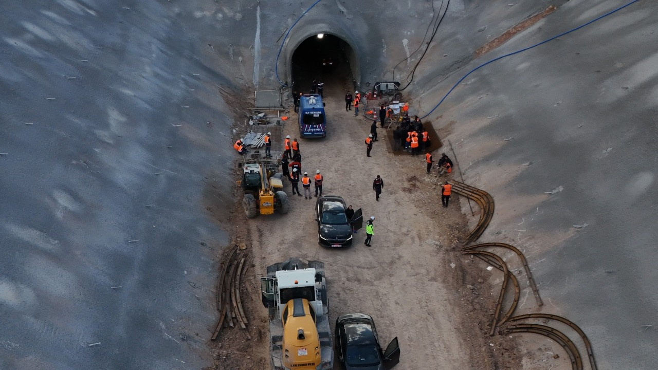Kaya Düşen Hızlı Tren Şantiyesinde Arama Kurtarma Tamamlandı