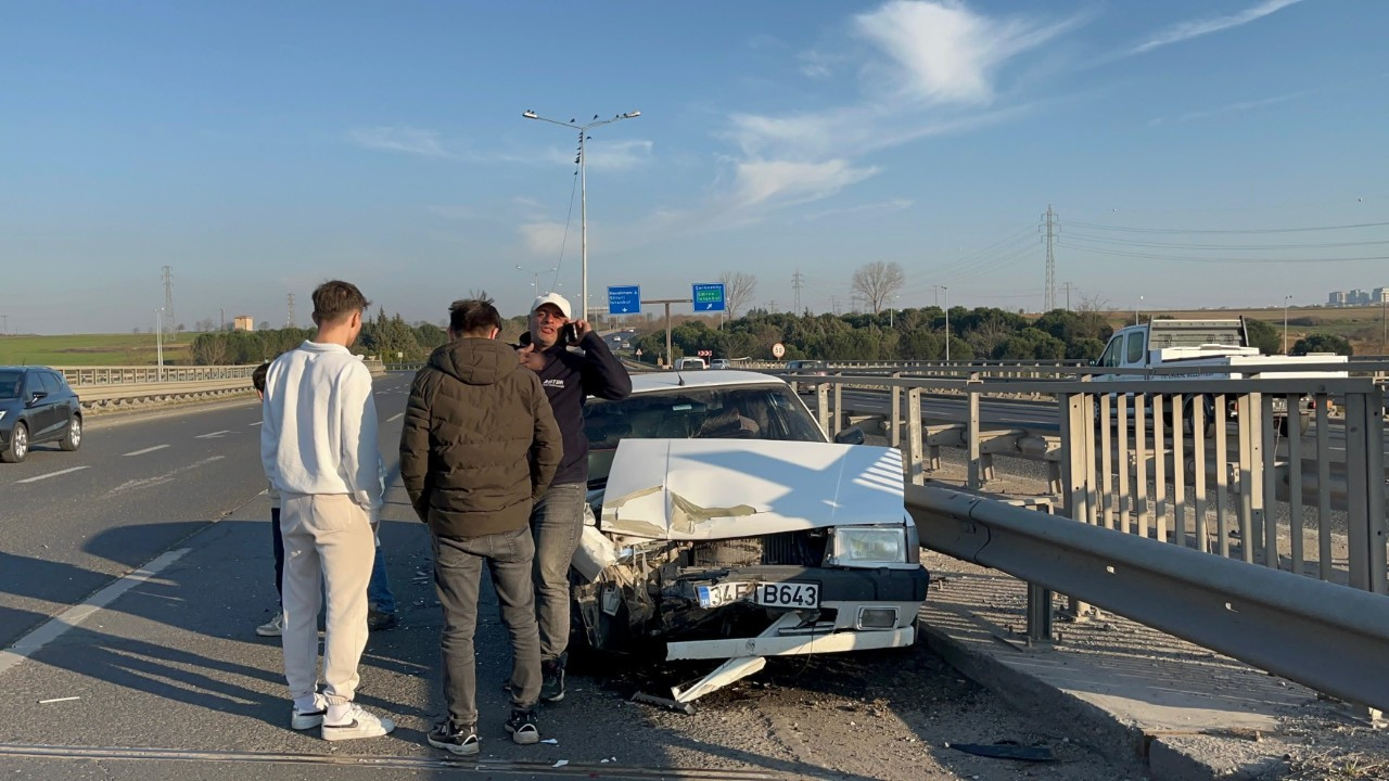 Tekirdağ’da Zincirleme Kaza! Üç Otomobil Çarpıştı, 2 Yaralı