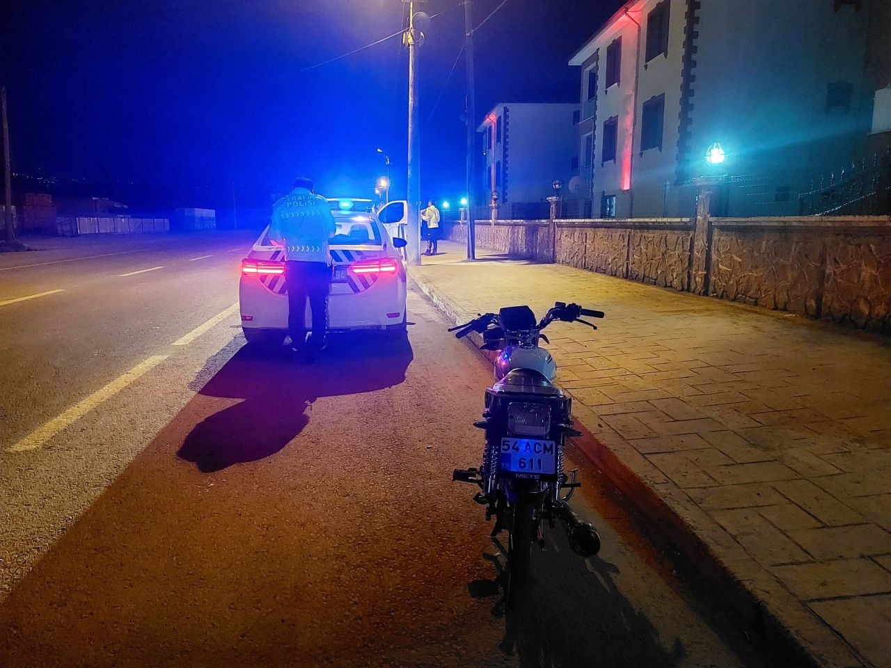 Sakarya’da İlginç Kaza: Devrilen Motosikleti Olay Yerinden Sakladılar - Sayfa 4