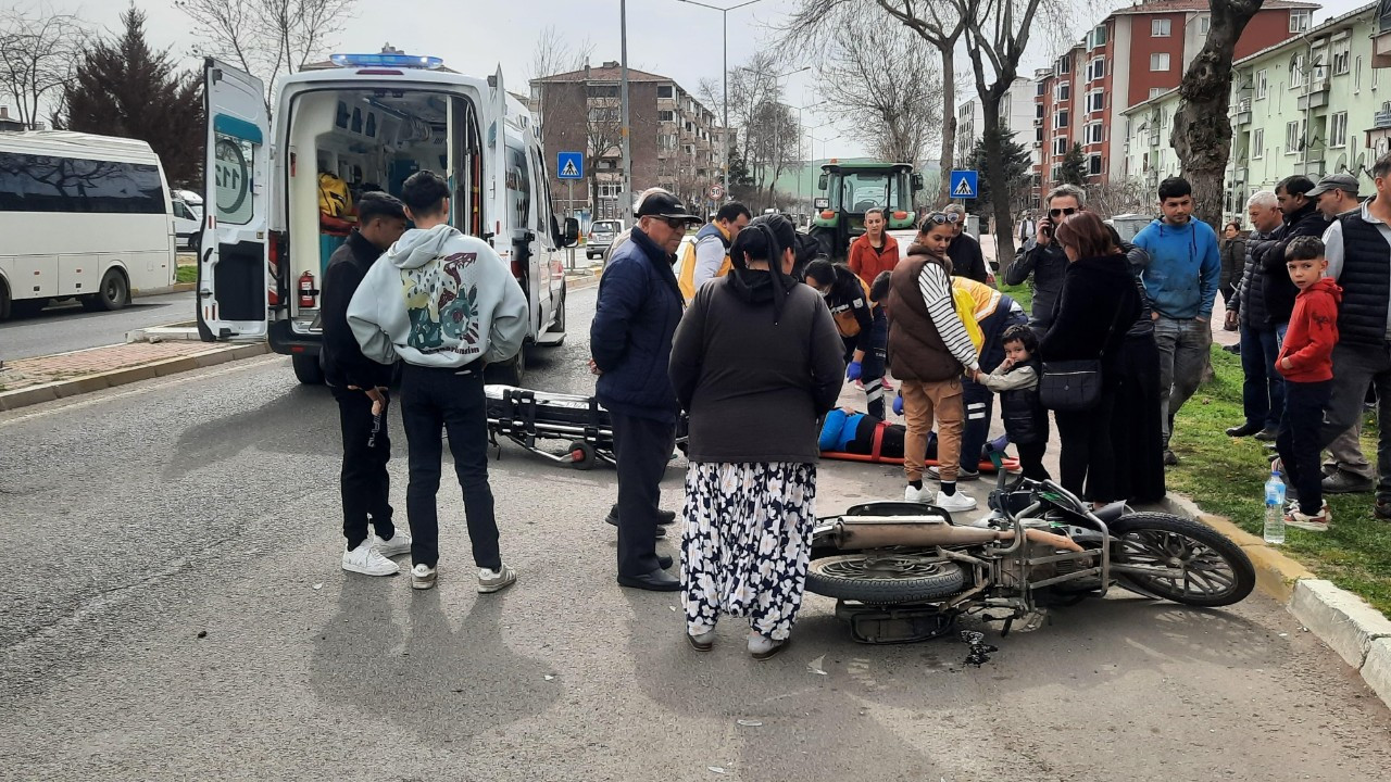 Tekirdağ'da Motosiklet İle Otomobil Çarpıştı: 1 Yaralı