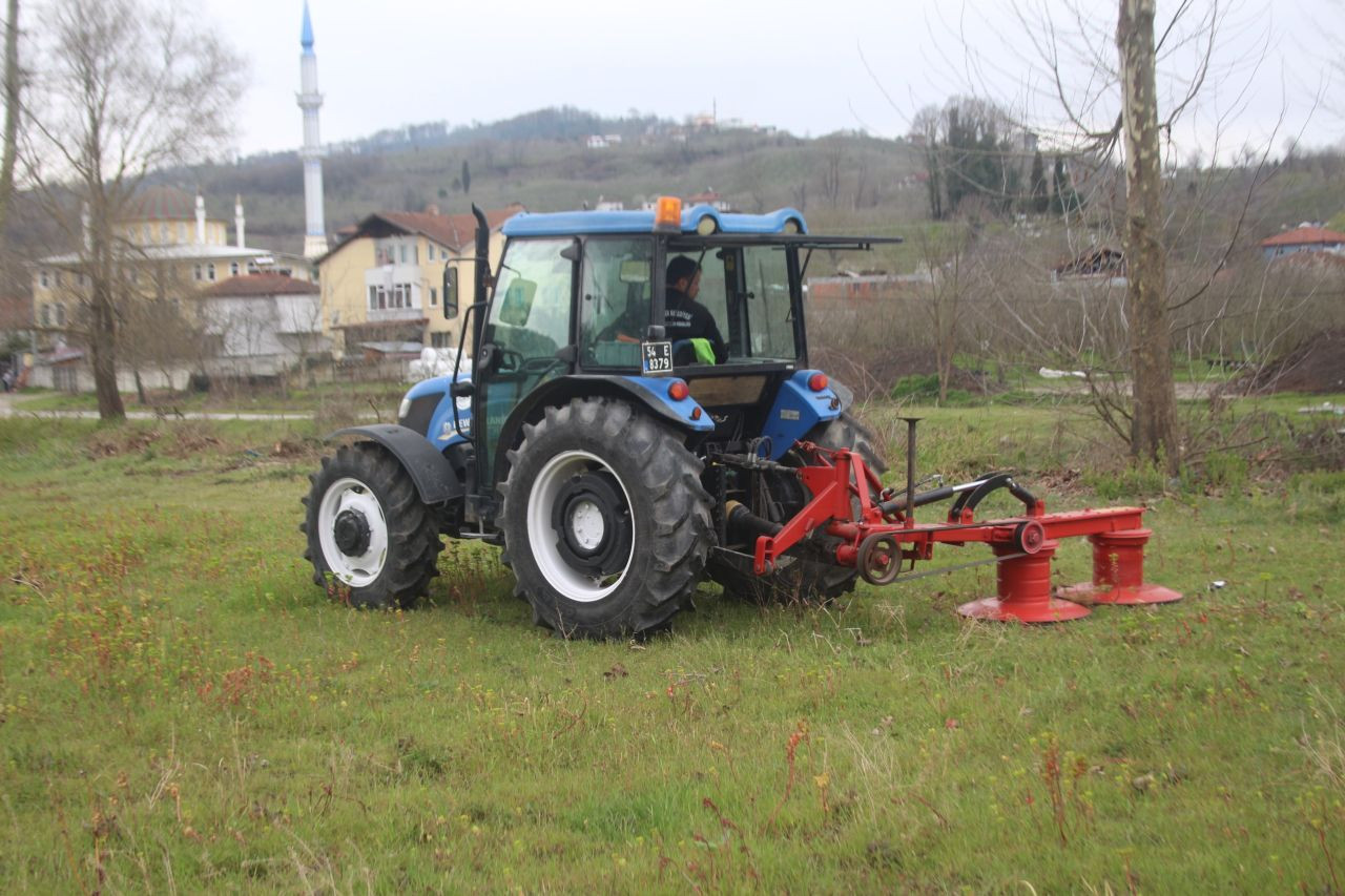 Erenler’de Bayram Temizliği Hız Kazandı - Sayfa 4