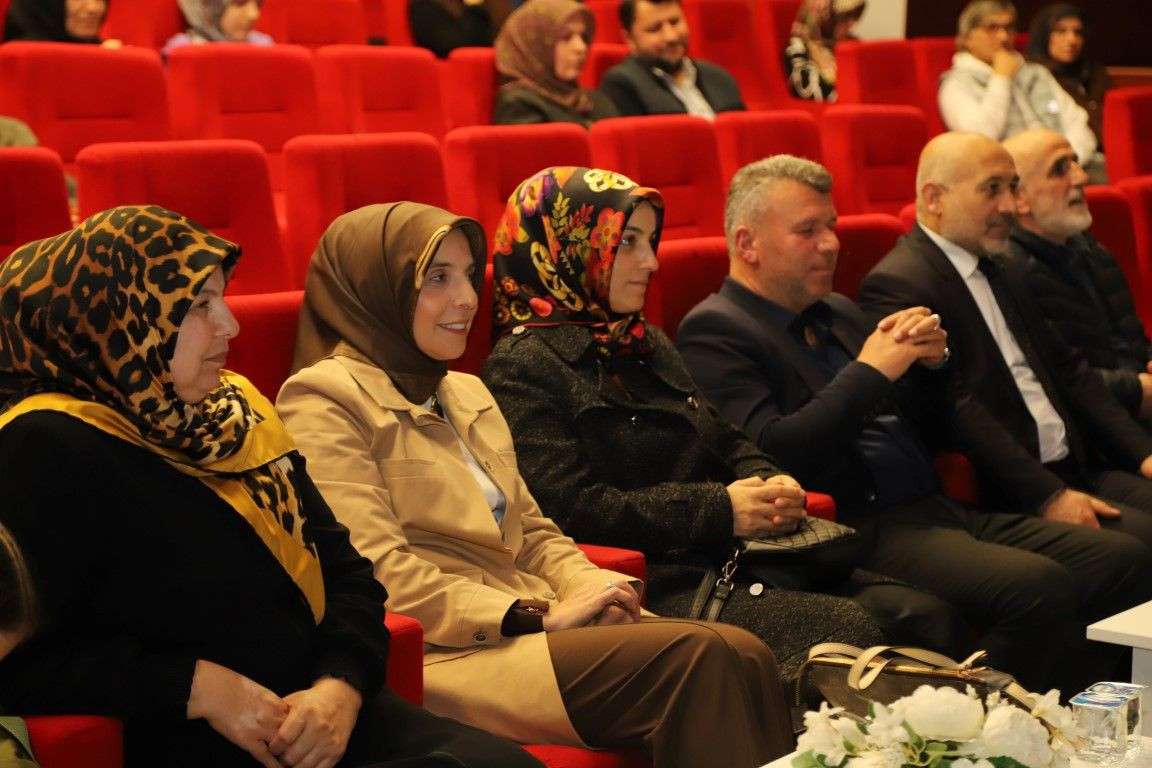 Hendek’te Ramazan Coşkusu: Ahmet Bulut Hoca ile Gönül Sohbeti Büyük İlgi Gördü! - Sayfa 3