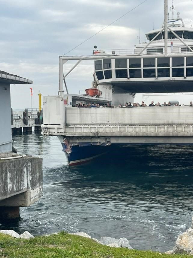 Yalova'da İDO'ya Ait Feribot Kaza Yaptı - Sayfa 8