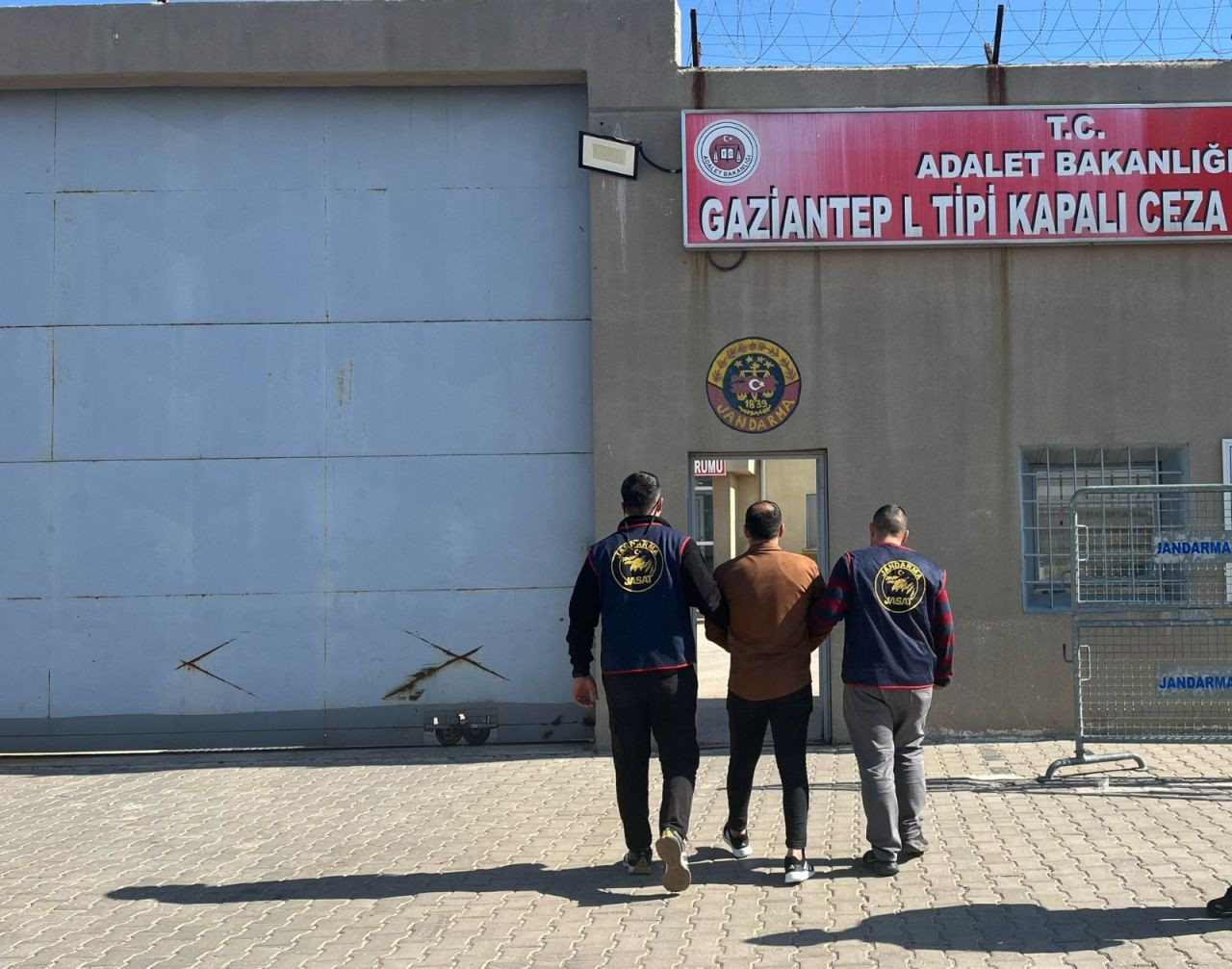 Gaziantep’te 20 Yıl Hapis Cezası Bulunan Dolandırıcı Yakalandı - Sayfa 1