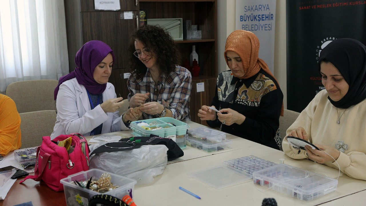 SAMEK ile Kadınlar Üretiyor, Kazanıyor ve Hayata Dokunuyor