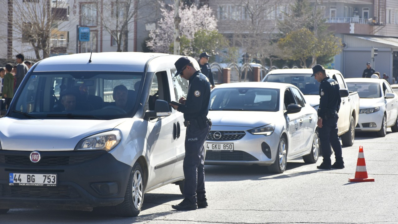 Adıyaman’da Aranan Şahıslara Büyük Operasyon: 17 Gözaltı