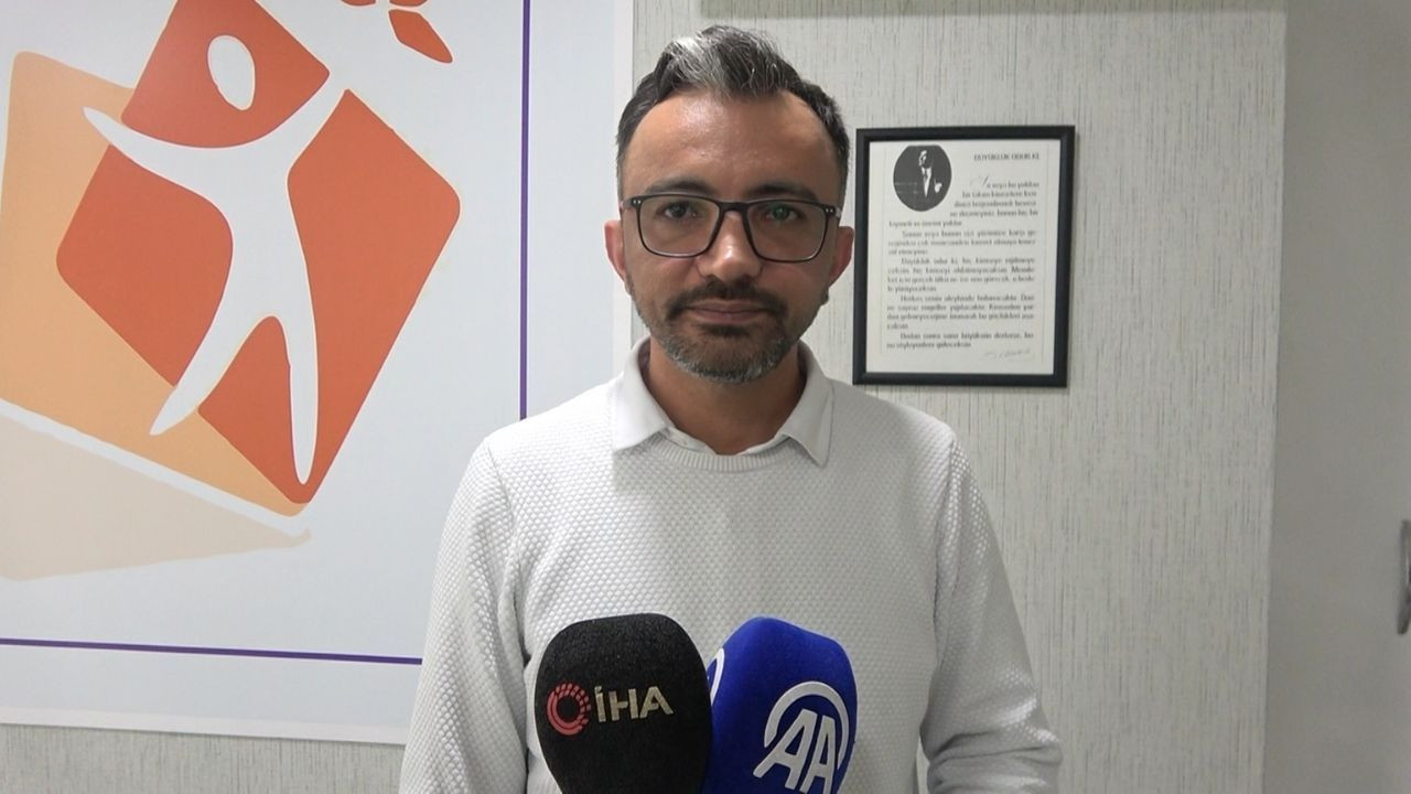 Yalova'da Sokak Köpekleri Park Halindeki Otomobilleri Paramparça Etti - Sayfa 1