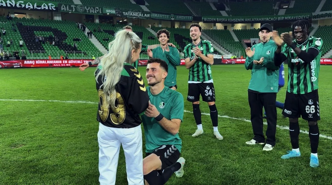 Sakaryasporlu futbolcudan maç sonrası sürpriz teklif!