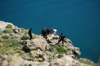 Antalya'da 40 Metrelik Falezlerin Ucunda Can Pazarı