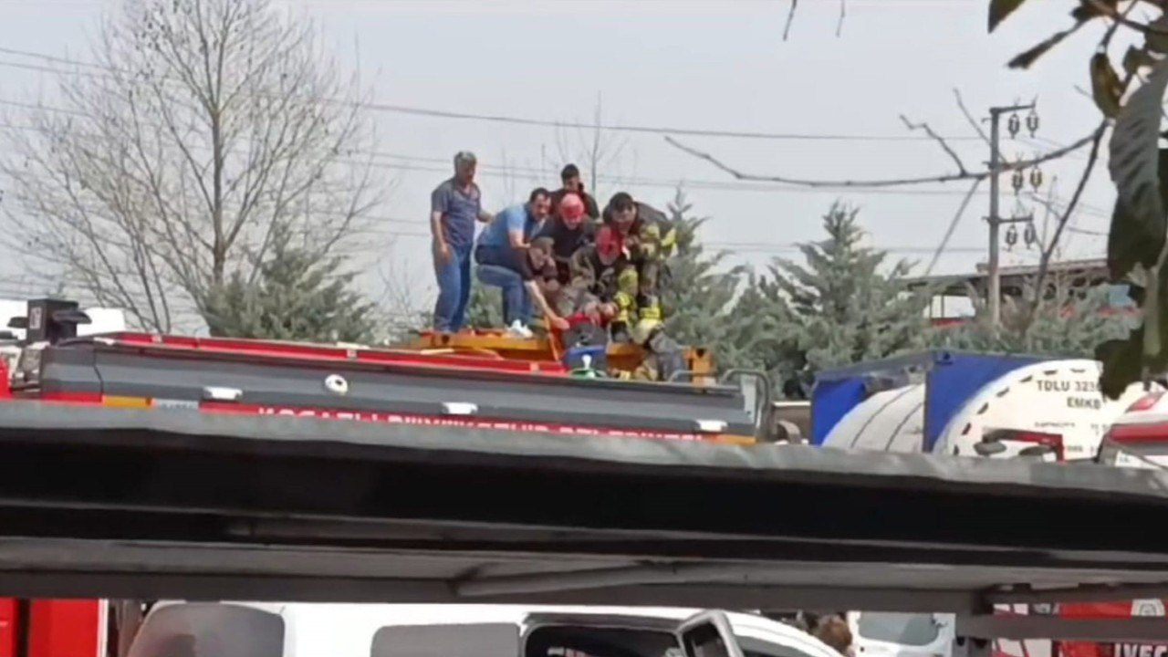 Temizlik Yaparken Kimyasal Tankerinin İçine Düştü, Ağır Yaralandı