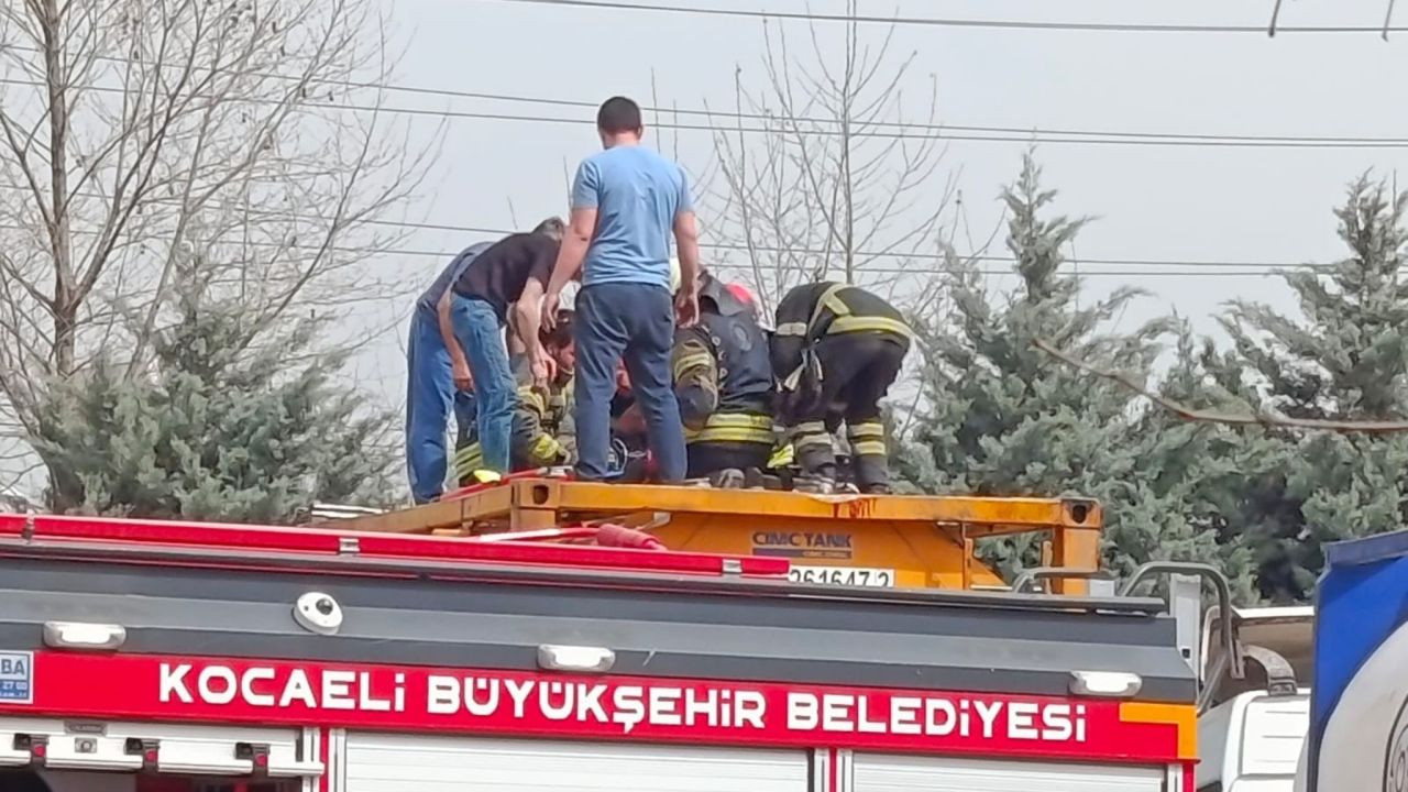 Temizlik Yaparken Kimyasal Tankerinin İçine Düştü, Ağır Yaralandı - Sayfa 4