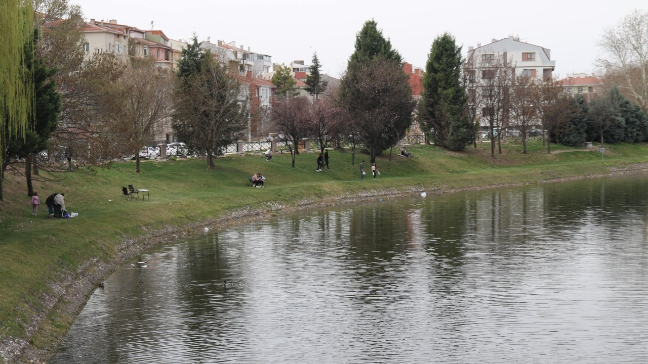 Eskişehirliler Bahar Havasının Tadını Çıkardı