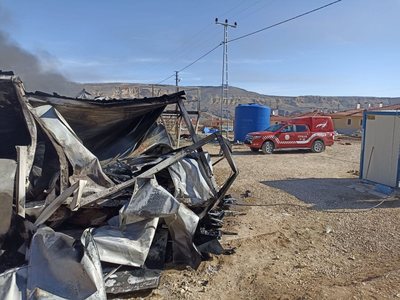 Darende’de İşçilerin Kaldığı Konteynerlerde Yangın Çıktı - Sayfa 3