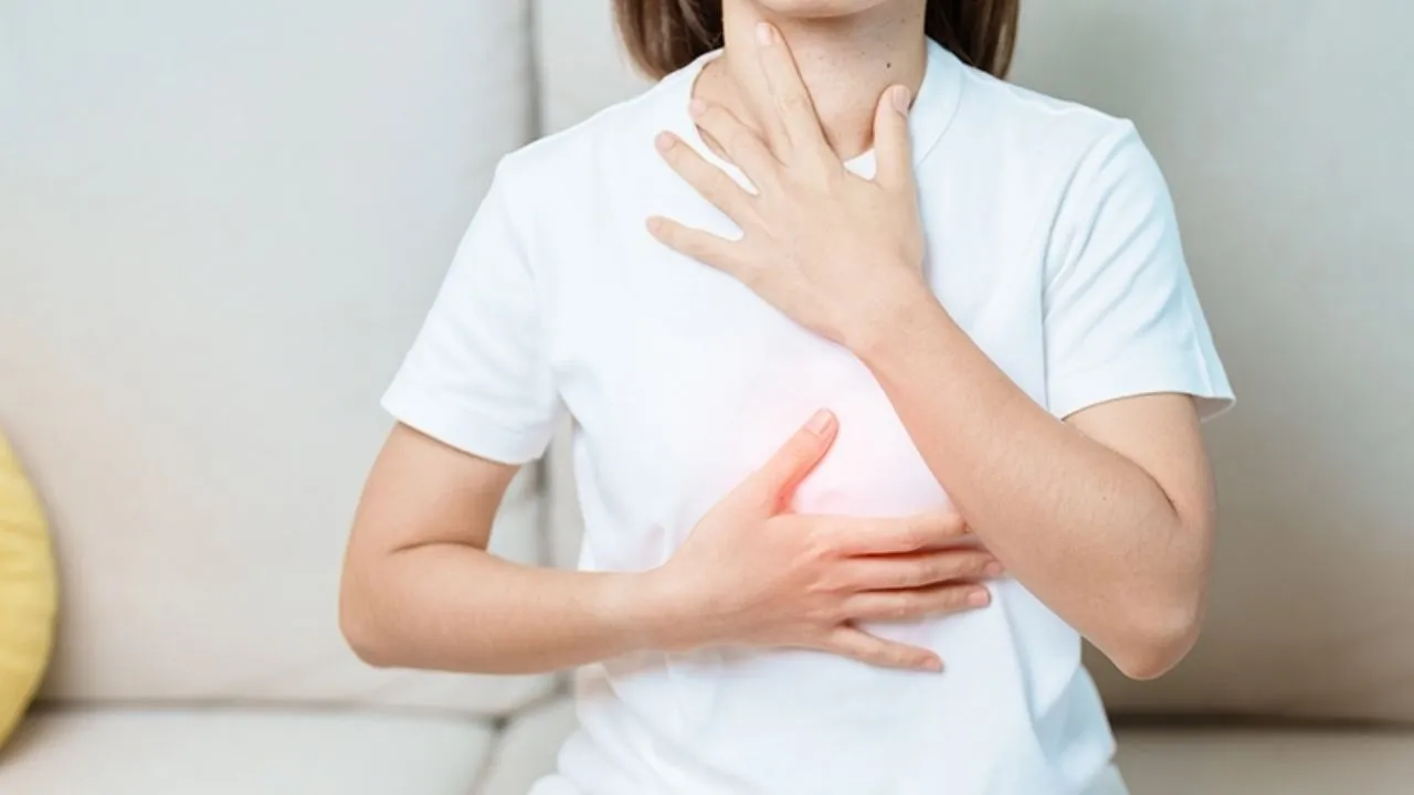 Uzmanı Uyardı: Reflü Hastaları İftarda Hızlı Yemek Tüketmemeli Uzmanı Uyardı: Reflü Hastaları İftarda Hızlı Yemek Tüketmemeli