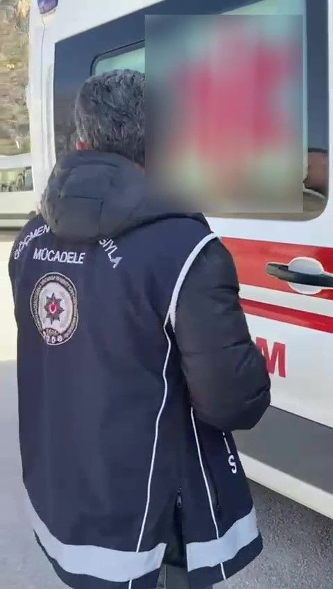 Amasya’da Şok Baskın! Ambulanstan Kaçak Göçmen Çıktı - Sayfa 1