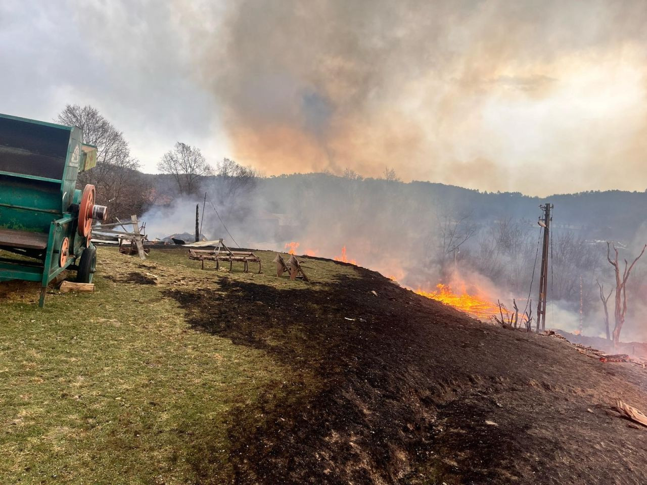 Kastamonu'da Korkutan Yangın! Evler ve Ahırlar Alevlere Teslim Oldu - Sayfa 2