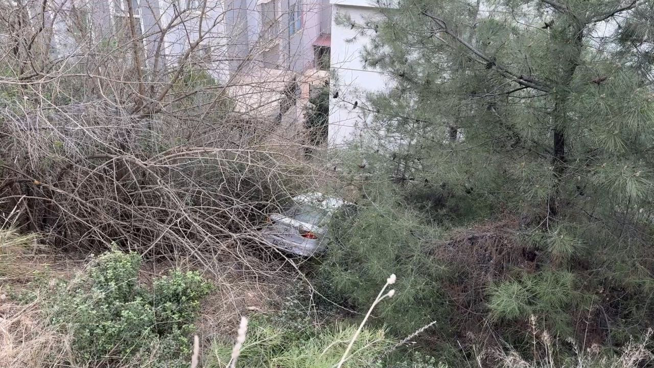 Bursa’da Feci Kaza! Otomobil Uçuruma Yuvarlandı: 4 Yaralı - Sayfa 4